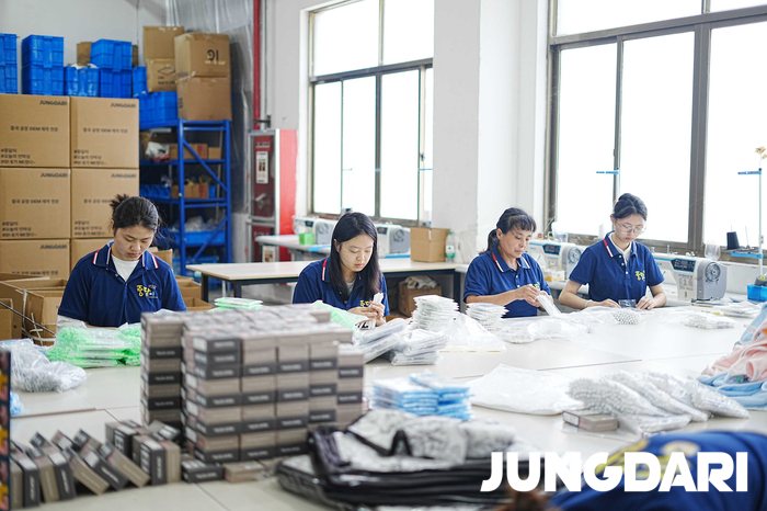 중국 OEM 제작 vs 중국사입, 초보 셀러가 반드시 알아야 할 핵심 비교